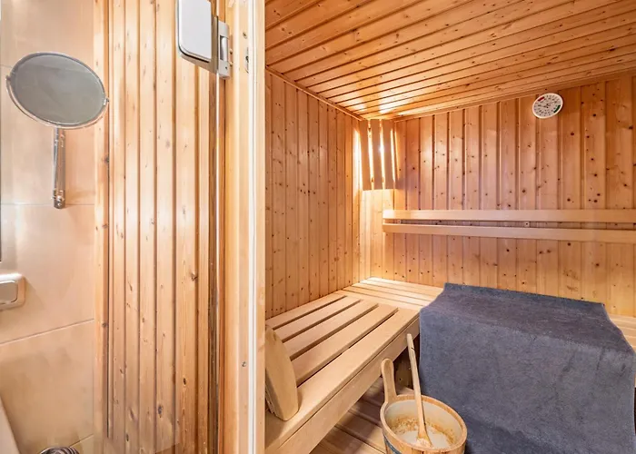 Mit Sauna Und Kamin بيت للعطل